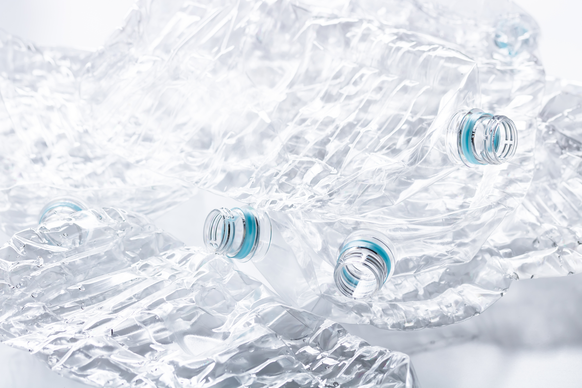 Develop a complete reaction to return polyester to raw